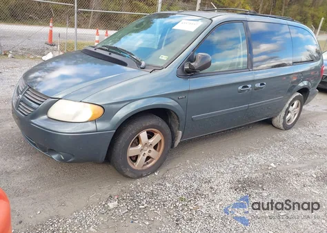 2007 Dodge Grand Caravan Sxt z USA, uszkodzony, nr VIN 2D4GP44L37R181832